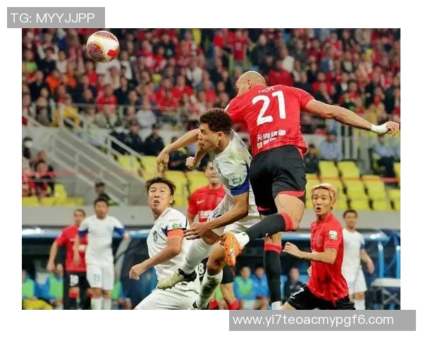 姓拉的足球明星宣布退役引发球迷热议与怀念的情感潮涌现 姓拉的足球明星宣布退役引发球迷热议与怀念的情感潮涌现