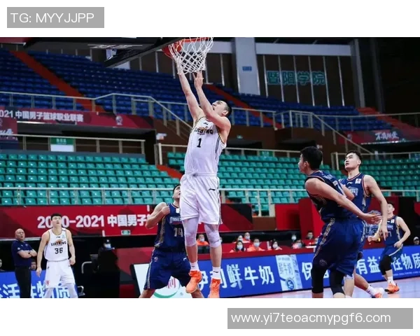 南京篮球队的转型之路:从传统到现代的全面革新探索 南京篮球队的转型之路:从传统到现代的全面革新探索